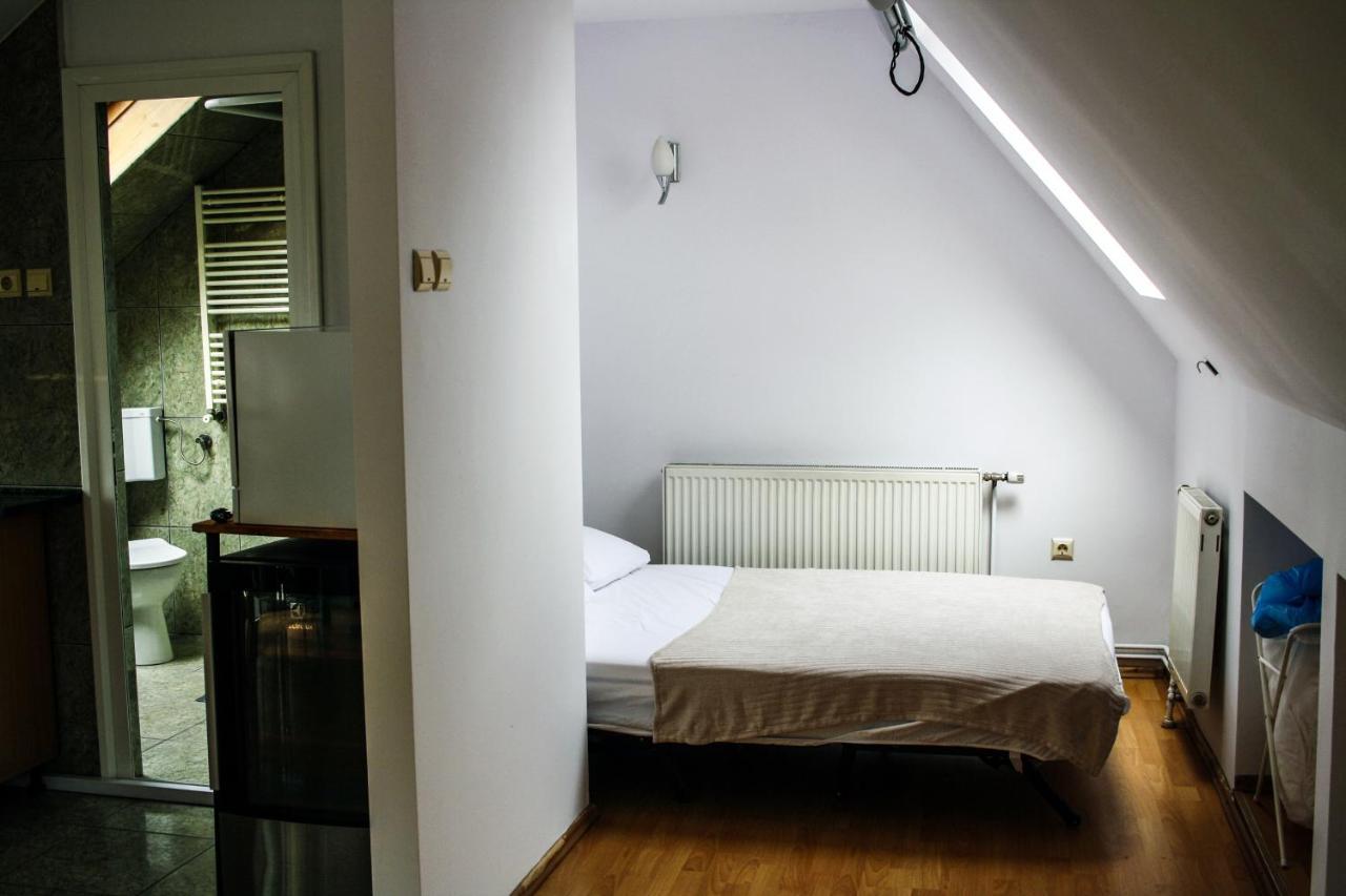 Split Crib - Chill Studio In Historic Brašov Exteriér fotografie